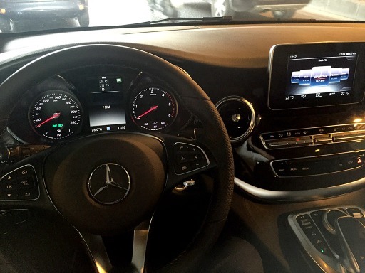 MercedesVclass-04
